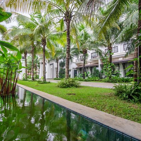 The Privilege Floor By Lotus Blanc Sziemreap Kültér fotó