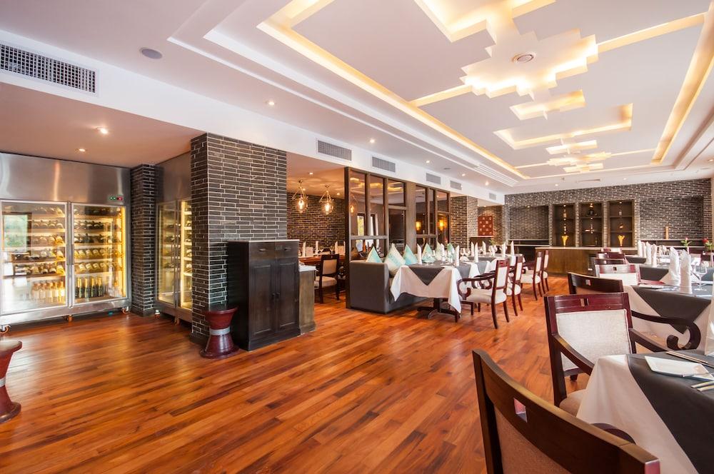 The Privilege Floor By Lotus Blanc Sziemreap Kültér fotó